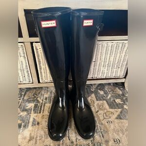 Hunter Women’s Original Tall Black Gloss Rain Boots Size 8 NWOT
